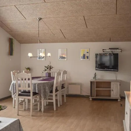 Lejlighed Two Bedroom In *