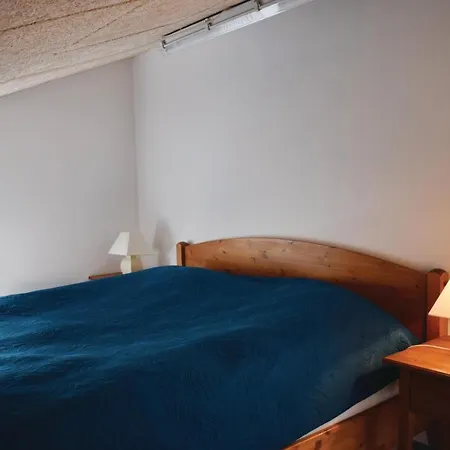 Lägenhet Two Bedroom In *